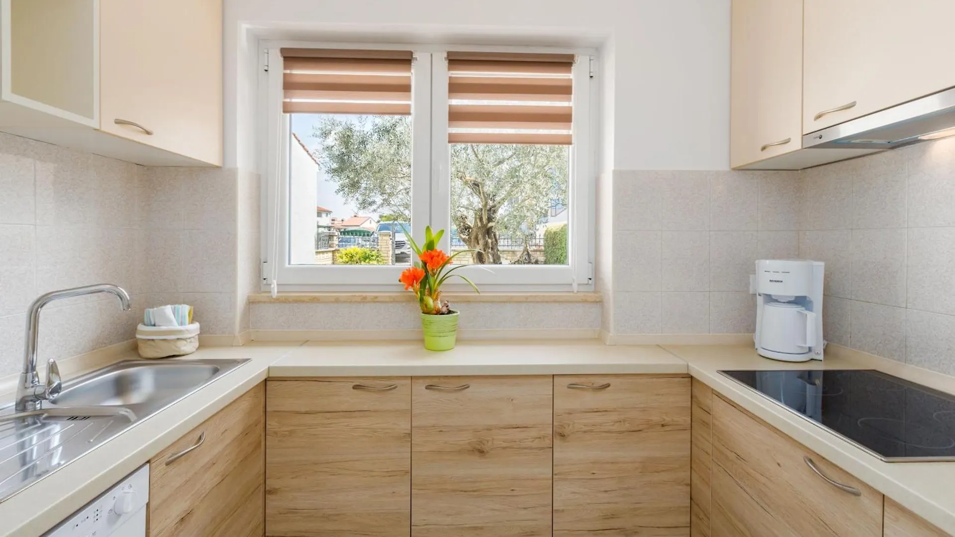 Strandnahes, Klimatisiertes Ferienhaus Oliva Porec Holiday home